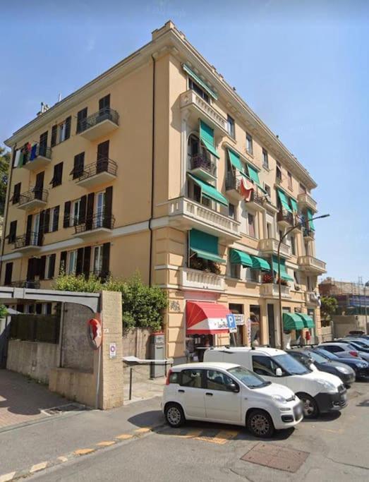 Pisi Home, 2 Min Dalla Spiaggia E Dall' Ospedale Gaslini Genua Zewnętrze zdjęcie