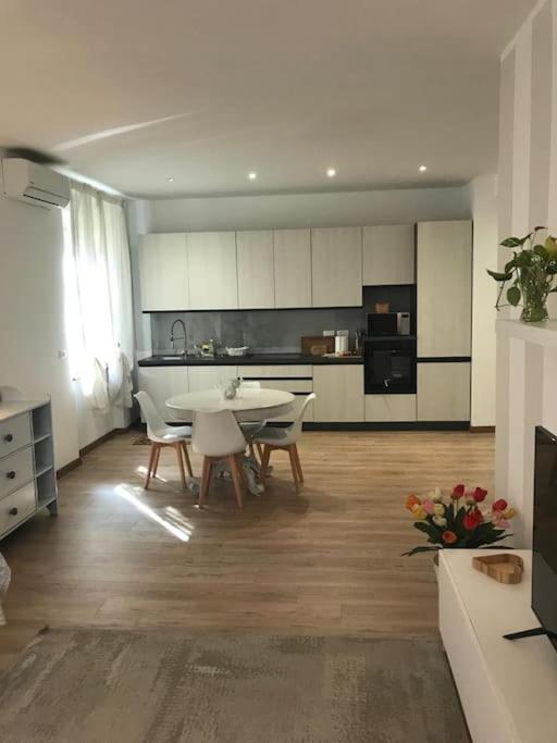 Pisi Home, 2 Min Dalla Spiaggia E Dall' Ospedale Gaslini Genua Zewnętrze zdjęcie